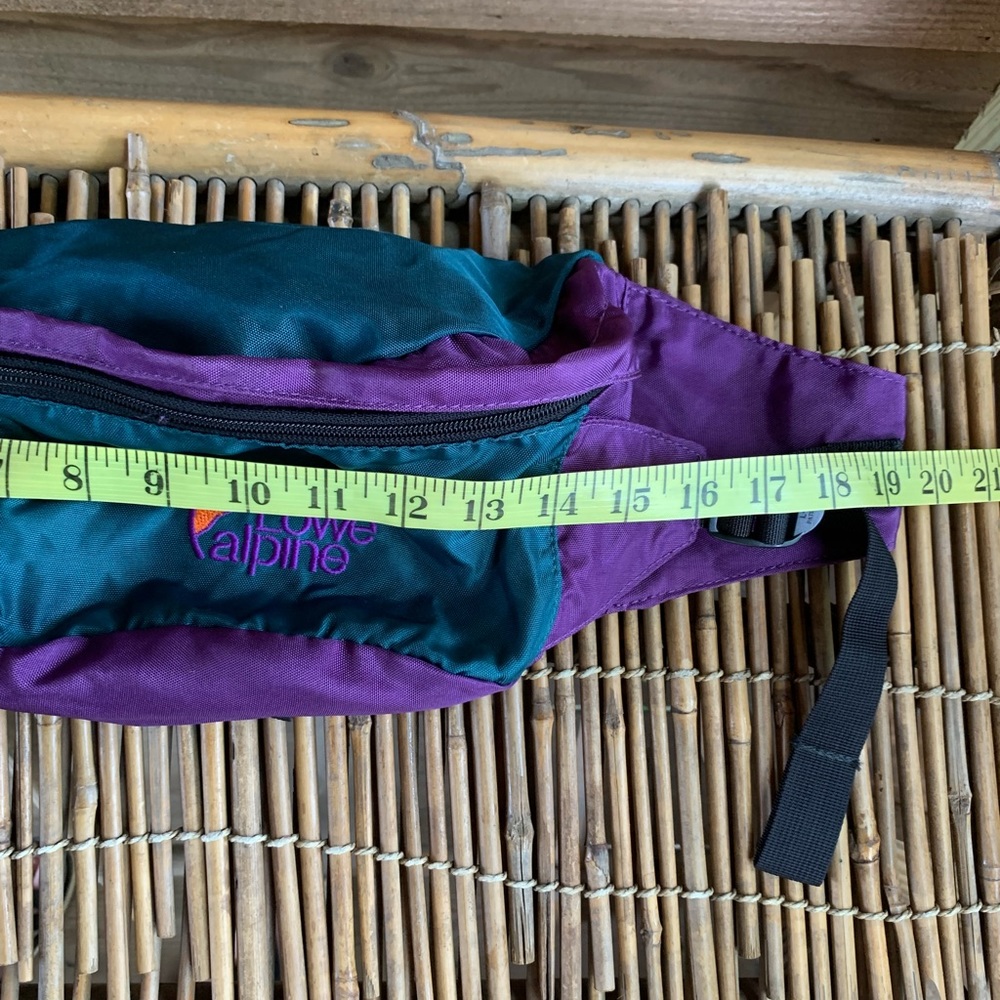 Vintage Lowe Alpine Crossbody/ Fanny Pack - Picture 10 of 10